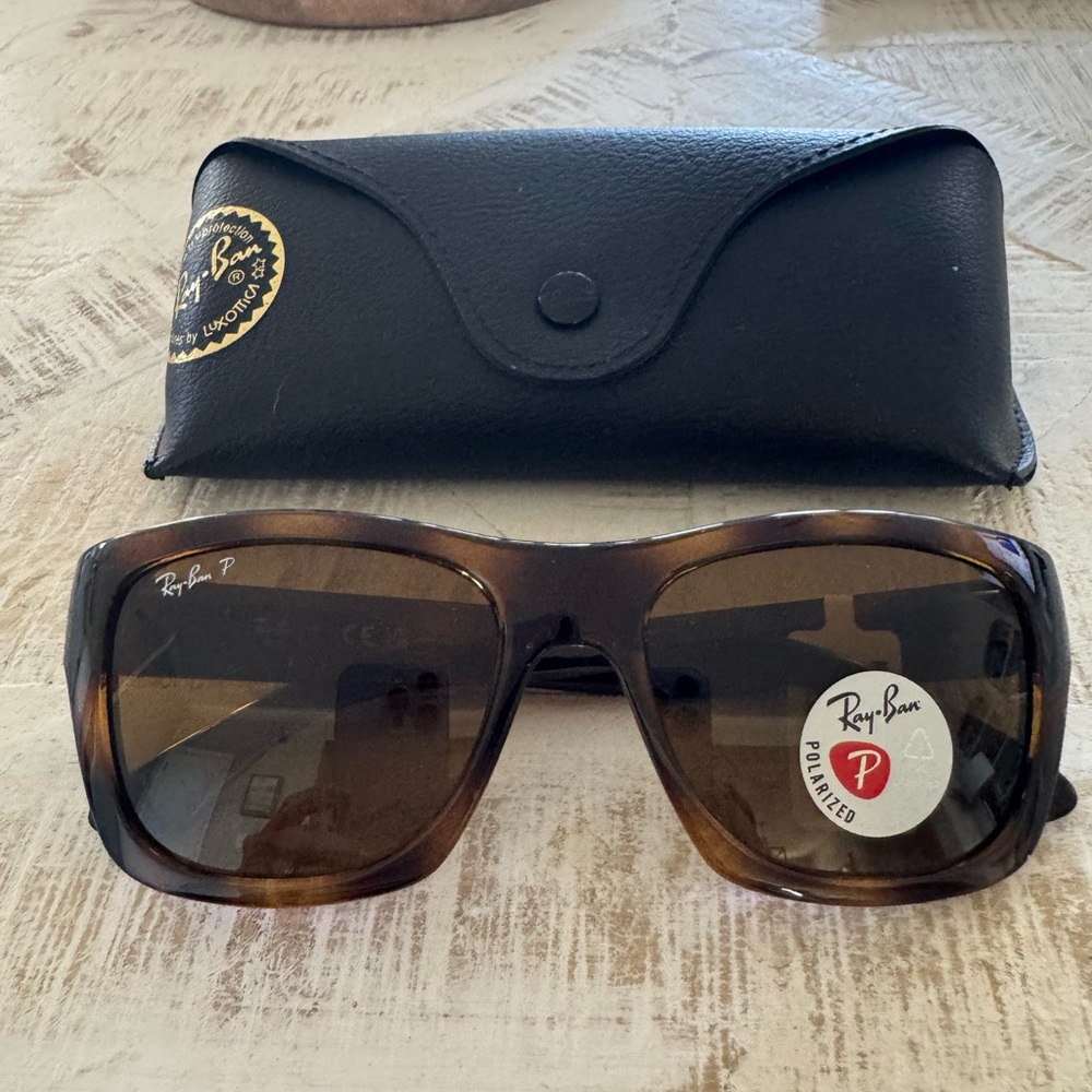 Ray-Ban Tortoise Shell Sunglasses - Picture 3 of 10